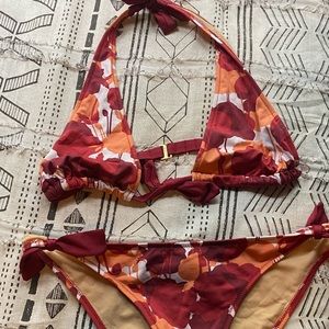 BCBGMAXAZRIA bikini set!